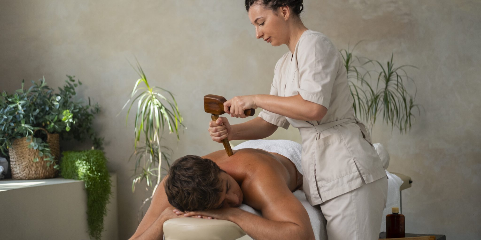 side-view-woman-working-spa